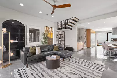 2401 E 11th Street, Austin, TX 78702 - Photo 7