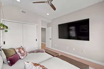 2401 E 11th Street, Austin, TX 78702 - Photo 27