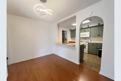 8702 Dawnridge Circle, Austin, TX 78757 - Photo 5