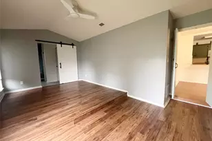 8702 Dawnridge Cir, Austin, TX 78757 - Photo 13