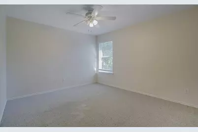 2005 Whistling Way, Taylor, TX 76574 - Photo 17