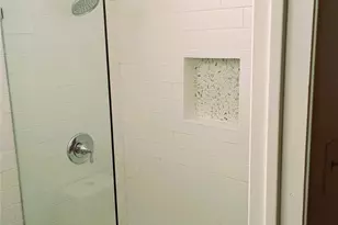 8901 Trone Cir, Austin, TX 78758 - Photo 13