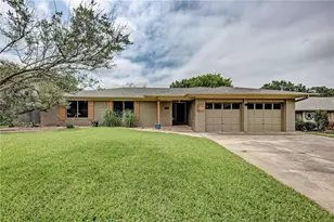 402 Greenwood Dr, Georgetown, TX 78628 - Photo 1