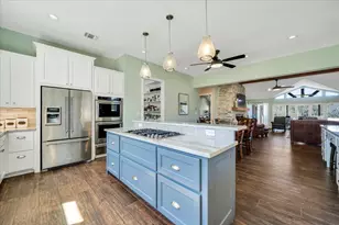 204 W Blanco Bend Dr, Wimberley, TX 78676 - Photo 11