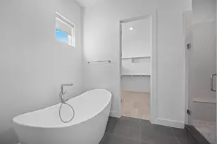 3814 Berkman Dr, Austin, TX 78723 - Photo 27