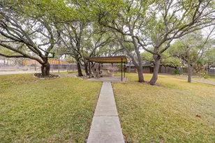 8606 Thunderbird Rd, Austin, TX 78736 - Photo 29