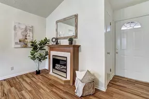 8606 Thunderbird Rd, Austin, TX 78736 - Photo 5