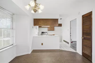 8516 Woodstone Drive, Austin, TX 78757 - Photo 5