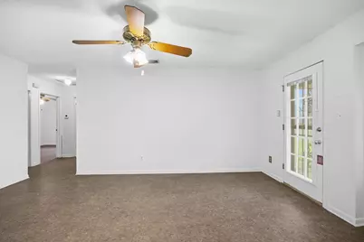 8516 Woodstone Drive, Austin, TX 78757 - Photo 13