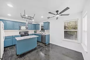 164 Bull Run Rd, Cedar Creek, TX 78612 - Photo 7