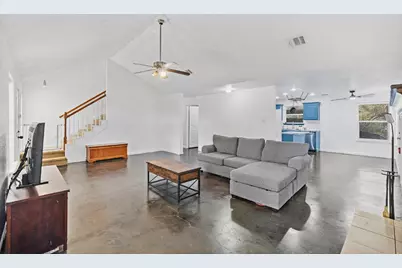 164 Bull Run Road, Cedar Creek, TX 78612 - Photo 5