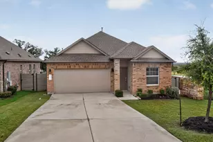 941 Legends Ln, Georgetown, TX 78628 - Photo 3