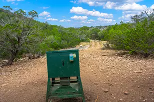 13812 High Lonesome Rd, Del Rio, TX 78840 - Photo 21