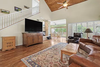351 Laurel Creek, Hutto, TX 78634 - Photo 5