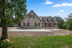 138 Wood Hollow Ct, Bastrop, TX 78602 - Photo 3