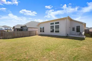 104 Camella St, Liberty Hill, TX 78642 - Photo 13