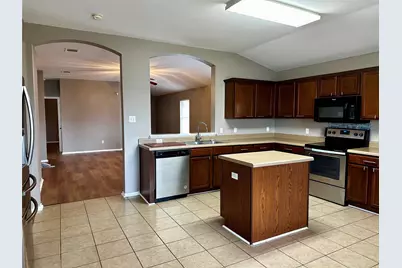 114 Mossy Rock Cove, Hutto, TX 78634 - Photo 7