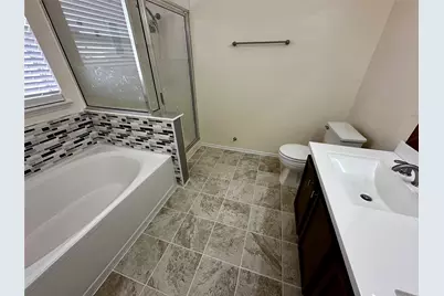 114 Mossy Rock Cove, Hutto, TX 78634 - Photo 11