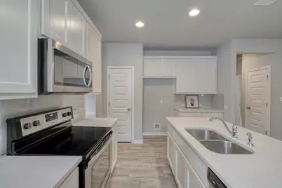 205 Prosecco Path, Leander, TX 78641 - Photo 15