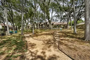 1706 Timberwood Dr, Austin, TX 78741 - Photo 25