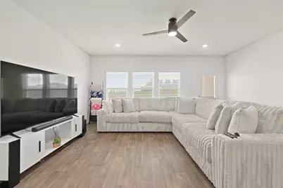 790 Arnold Loop, Kyle, TX 78640 - Photo 5