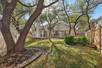2304 Oak Springs Cove, Round Rock, TX 78681 - Photo 33