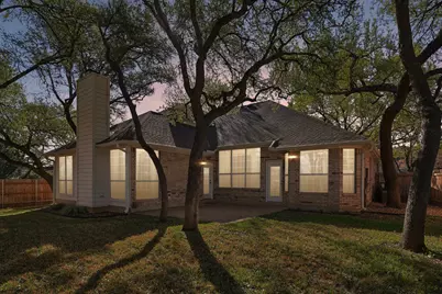 2304 Oak Springs Cove, Round Rock, TX 78681 - Photo 35