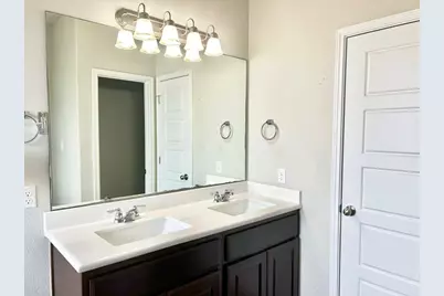 17612 Bridgefarmer Boulevard, Pflugerville, TX 78660 - Photo 9