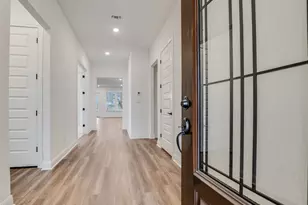 412 Copperleaf Cv, Marble Falls, TX 78654 - Photo 5