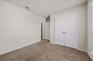 144 Onna St, Taylor, TX 76574 - Photo 7