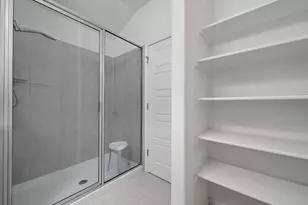 5417 Falling Leaf Ln, Austin, TX 78744 - Photo 15