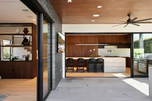 30 Chalmers Ave, Austin, TX 78702 - Photo 13