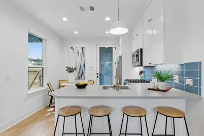 2105 Sl Davis Ave #2, Austin, TX 78702 - Photo 7