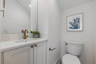2105 S L Davis Ave, Austin, TX 78702 - Photo 19