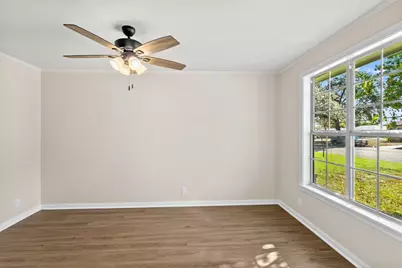 347 Monroe Street, Giddings, TX 78942 - Photo 25