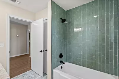 347 Monroe Street, Giddings, TX 78942 - Photo 21