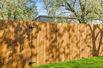 347 Monroe Street, Giddings, TX 78942 - Photo 31