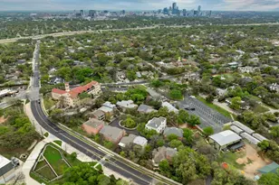 2712 Hillview Green Ln, Austin, TX 78703 - Photo 31