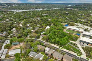 2712 Hillview Green Ln, Austin, TX 78703 - Photo 29