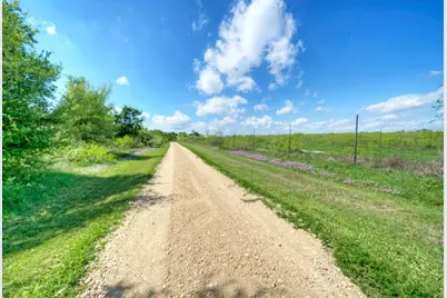 4201 County Road 463, Elgin, TX 78621 - Photo 33