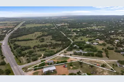 180 Henly Loop, Dripping Springs, TX 78620 - Photo 3