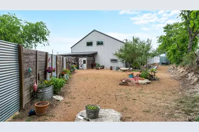 180 Henly Loop, Dripping Springs, TX 78620 - Photo 35