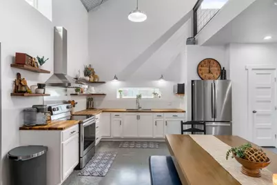 180 Henly Loop, Dripping Springs, TX 78620 - Photo 13