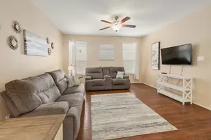 217 Sheepshank Dr, Georgetown, TX 78633 - Photo 5