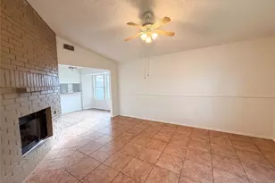 1301 Pitcairn Dr, Pflugerville, TX 78660 - Photo 3