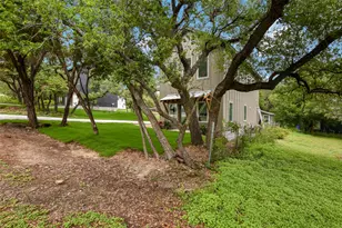 10901 W Lakeview Dr, Jonestown, TX 78645 - Photo 29