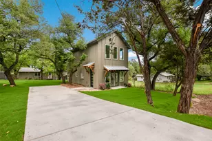 10901 W Lakeview Dr, Jonestown, TX 78645 - Photo 1