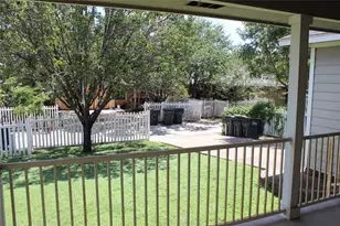 346 Strawn, Kyle, TX 78640 - Photo 25