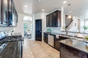 306 Oak Creek Way, New Braunfels, TX 78130 - Photo 17