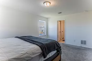 728 Bailey Park Dr, Jarrell, TX 76537 - Photo 13